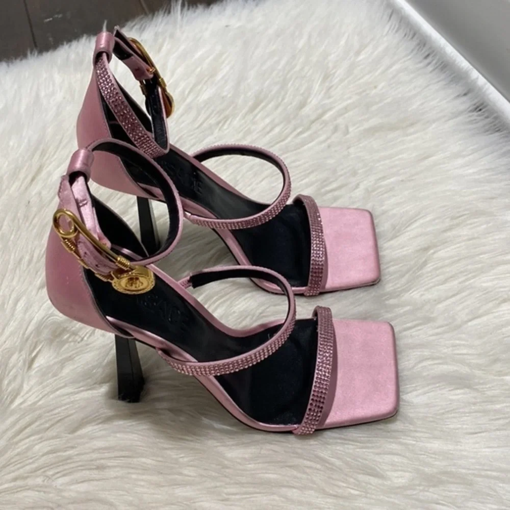 Versace Crystal Embellished ankle strap sandal size 35EU - Picture 16 of 17